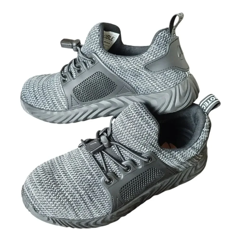 Steel ToeThe Invincible Shoe‎ Defender 703Size 7 NIOB